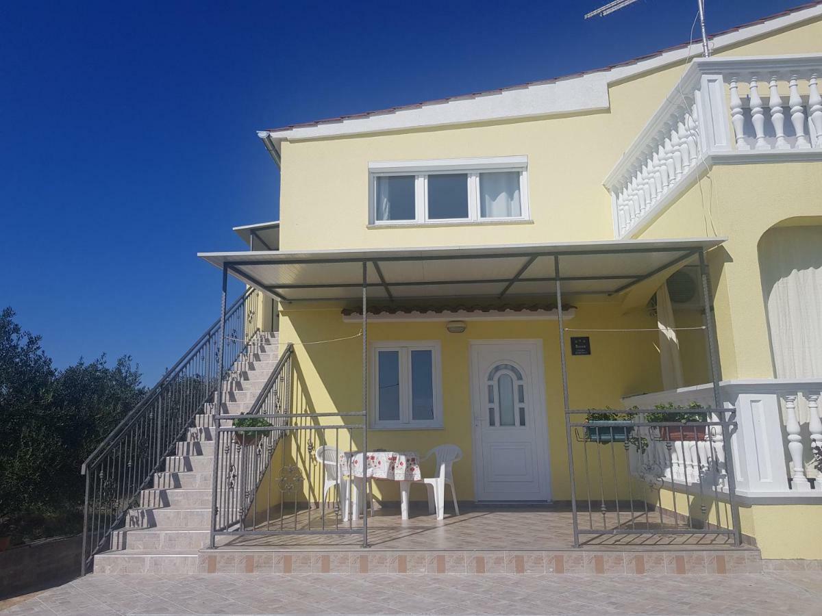 Apartmani Marijana Lozovac Quarto foto